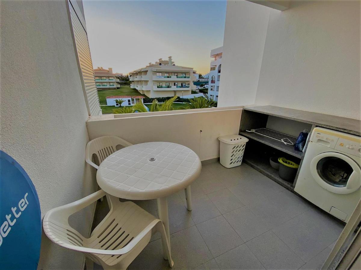 Ns Guesthouse Armacao de Pera Luaran gambar